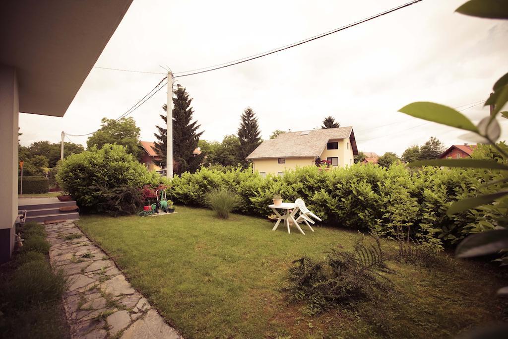 Rooms Medved Samobor Esterno foto